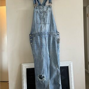 GAP Denim Overalls in Light Blue size medium. NWT